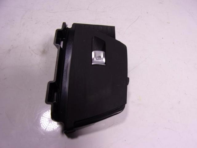 61319299457 BMW Botón de encendido del motor del elevalunas delantero derecho  disponible Ourense