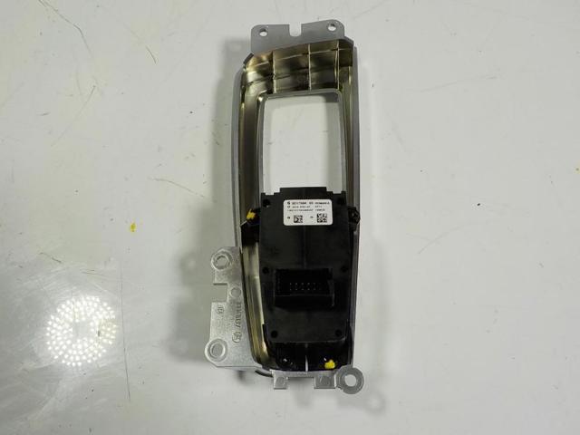 BMW 61319877889 Interruptor del freno de estacionamiento electromecánico  en stock Terrassa
