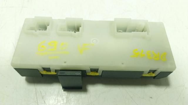 61355A19DB2 Módulo de control de apertura de la tapa del maletero  en stock Granada