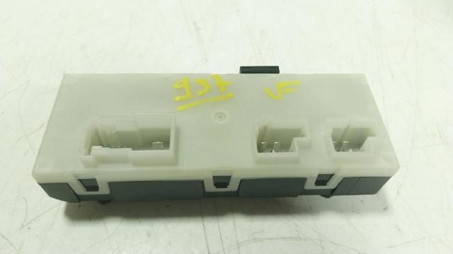 61355A19DB2 Módulo de control de apertura de la tapa del maletero  disponible Burgos