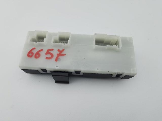 61357481616 BMW