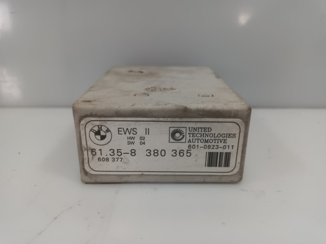 61358380365 BMW
