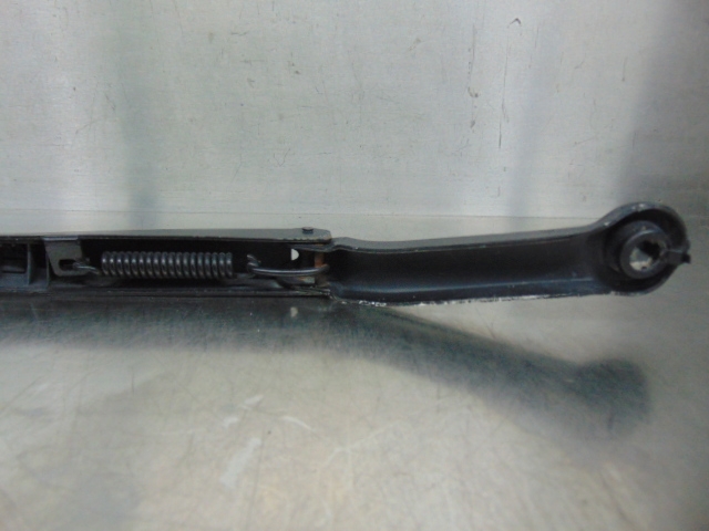 61617003931 BMW Brazo del limpiaparabrisas  disponible Vigo