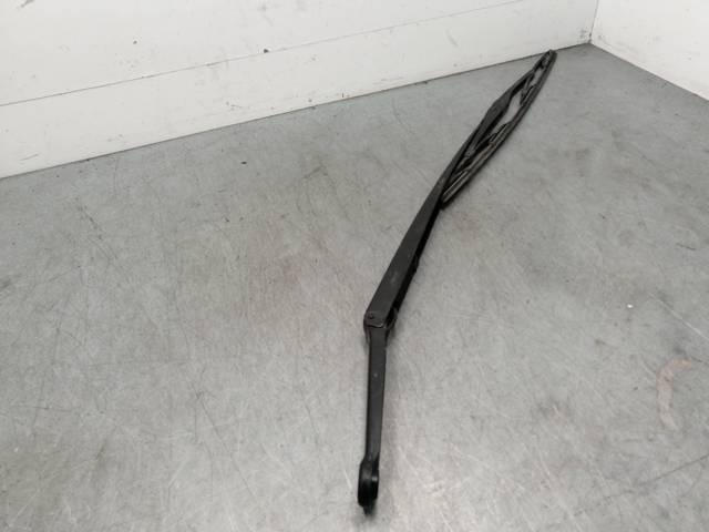 61617007128 BMW