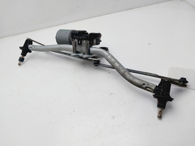 61617051669 BMW