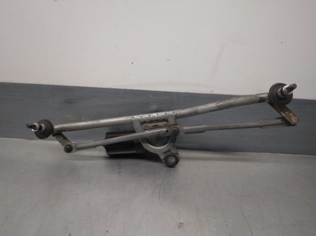Trapezio del limpiaparabrisas BMW 3  desde 50,50 €