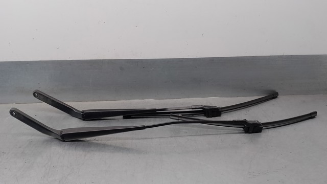 61617153736 BMW