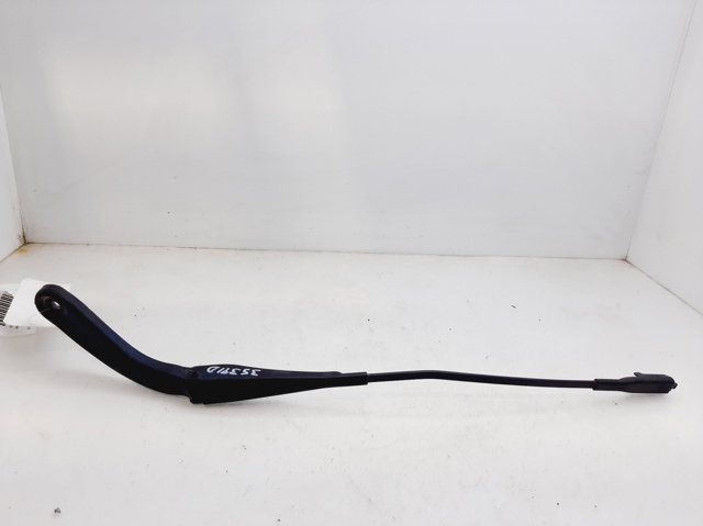 Brazo del limpiaparabrisas BMW 1  hatchback comprar en España