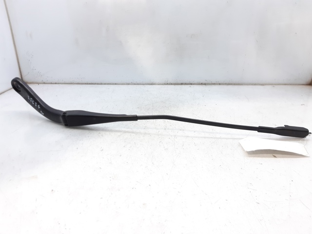 Brazo del limpiaparabrisas lavado de parabrisas BMW 1  (2011-2019)