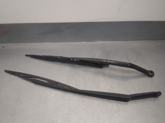 Escobillas de limpiaparabrisas delanteras 61619071613 BMW