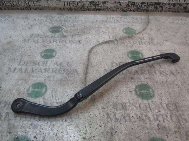 Comprar Brazo del limpiaparabrisas, luna delantera 3  E90
