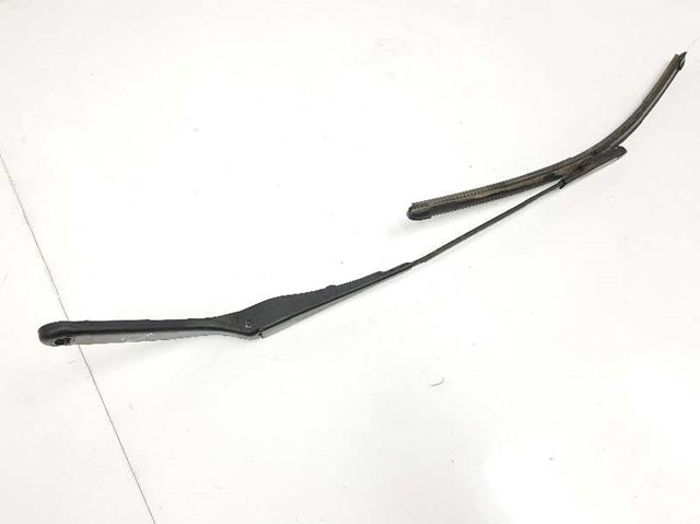 Brazo del limpiaparabrisas, lavado de parabrisas, luna delantera BMW 1 E81, E87