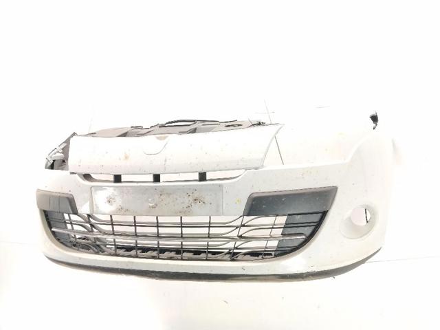 620220035R RENAULT Parachoques delantero  comprar en Oviedo