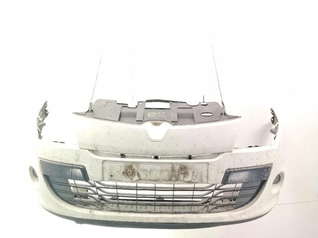 Precio del repuesto Parachoques Megane III familiar