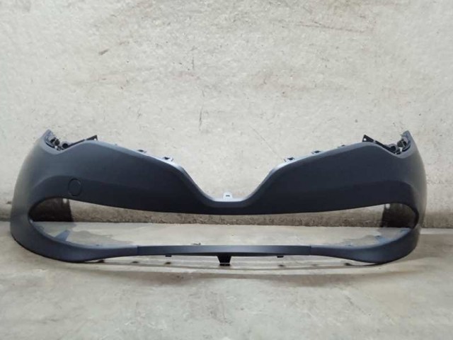 Parachoques delantero Renault Clio III desde 190,18 €