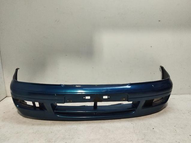 Parachoques delantero 620222J000 NISSAN