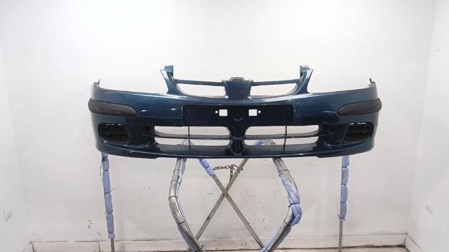 Defensa delantera 620224M540 NISSAN