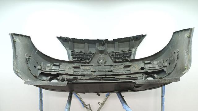 RENAULT 620225303R Paragolpes  en stock Salamanca