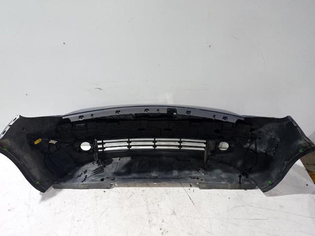 RENAULT 620225303R Parachoques delantero  disponible Valladolid