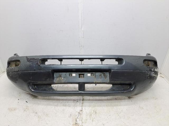 Parachoques delantero 620227F000 NISSAN