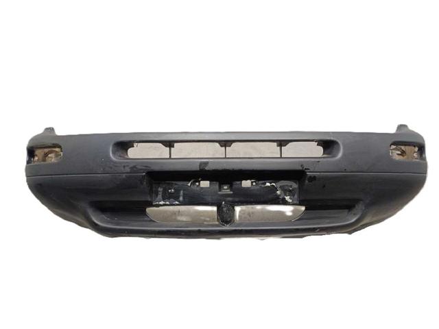 Paragolpes delantero 620227F025 NISSAN