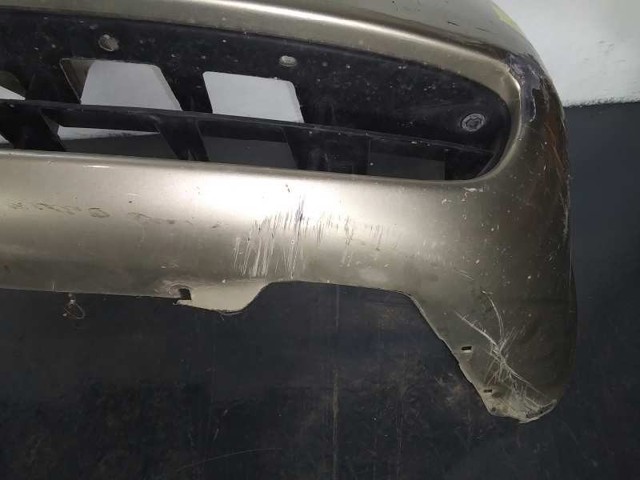 Parachoques delantero Nissan Primera P12