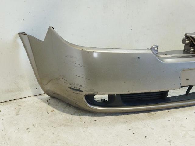 62022AU340 NISSAN Parachoques delantero  disponible Vigo