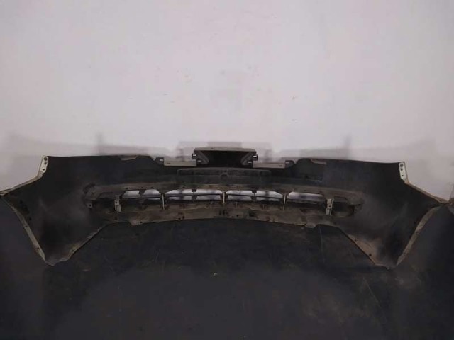 Parachoques delantero Nissan Primera P12