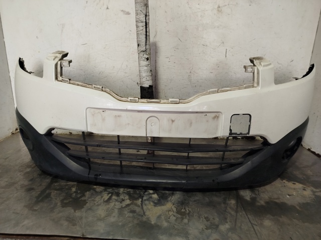 Parachoques delantero 62022JD20H NISSAN