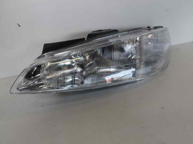 6204N0 Faro izquierdo  disponible Burgos