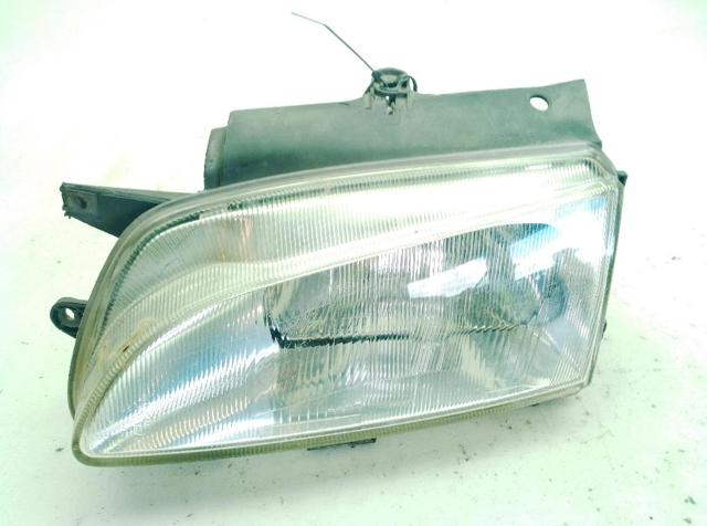 PEUGEOT 6204P8 Faro izquierdo  en stock Terrassa