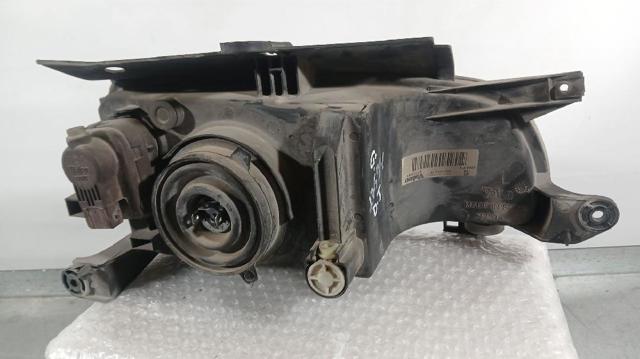 PEUGEOT 6204P8 Faro izquierdo  comprar en Albacete