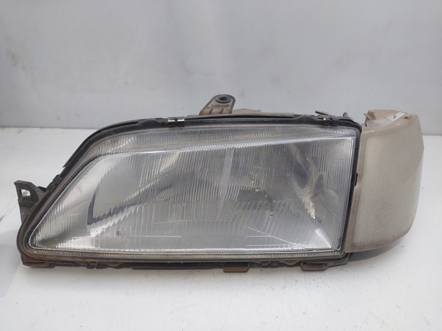 Faros delanteros para Peugeot 306  (7B)