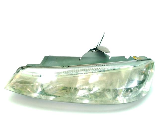 PEUGEOT 6204V2 Faro izquierdo  en stock Terrassa