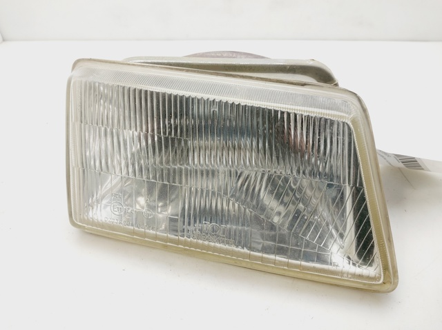 Faro derecho para Peugeot 205 741A, C