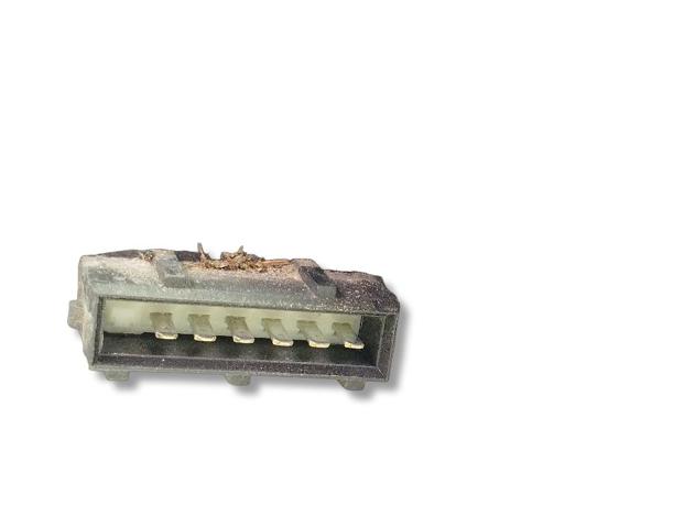 6205N0 Faro derecho  comprar en Reus