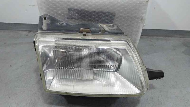 Faro delantero derecho Citroen Saxo  desde 56,63 €