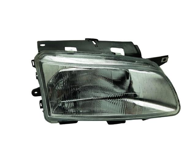 PEUGEOT 6205P6 Faro derecho  disponible Valladolid
