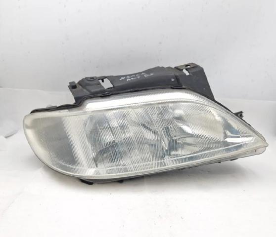PEUGEOT 6205R5 Faro derecho  en stock Terrassa