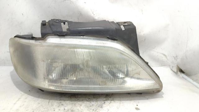 PEUGEOT 6205R5 Faro derecho  en stock Terrassa