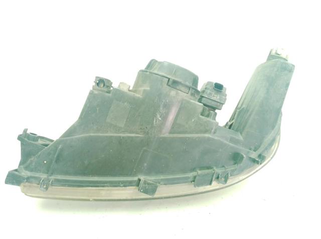 6205V7 Faro derecho  en stock Sabadell