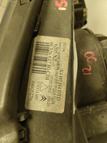 PEUGEOT 6205X2 Faro derecho  en stock Terrassa