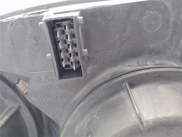 620686 Faro derecho  en stock Sabadell