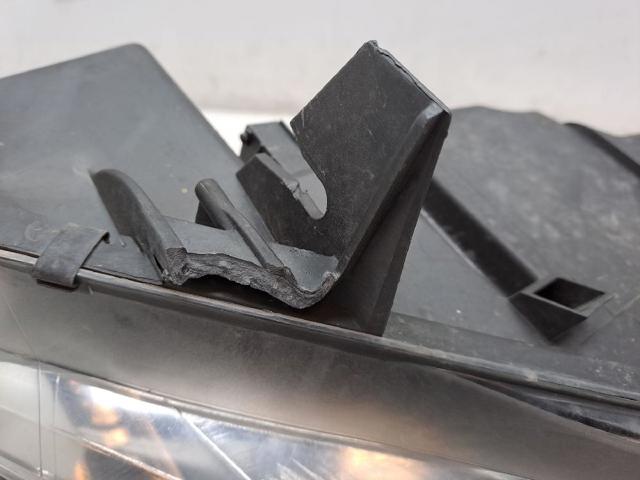 PEUGEOT 620890 Faro izquierdo  comprar en Ponferrada