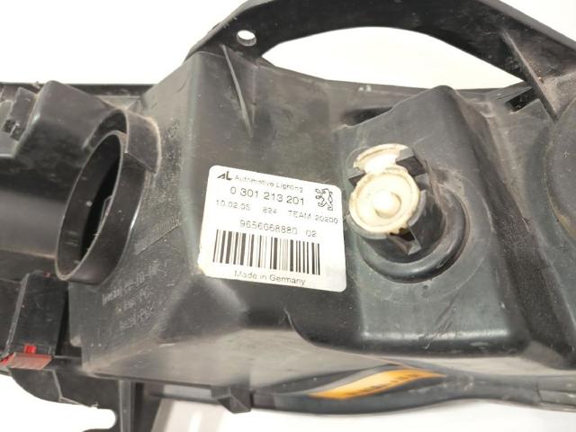 620890 PEUGEOT Faro izquierdo  en stock Gandía