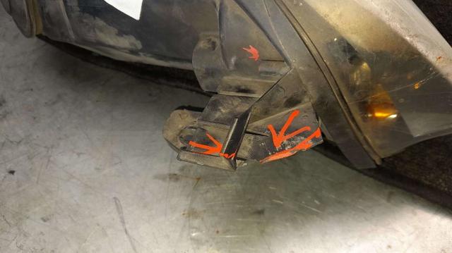 6208A8 PEUGEOT Faro izquierdo  disponible Vigo