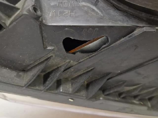 6208N5 PEUGEOT Faro izquierdo  en stock Huelva