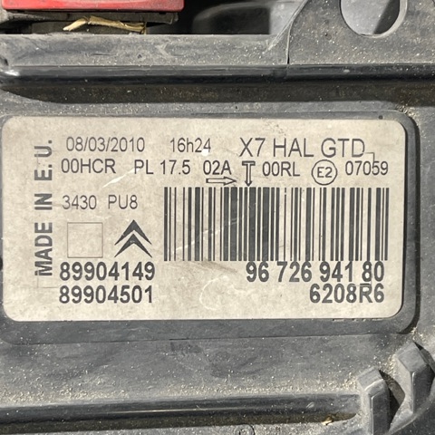 6208R6 Faro izquierdo  en stock Sabadell