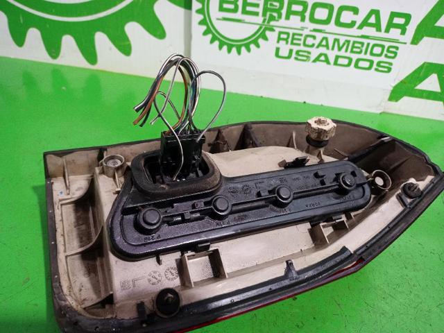 OPEL 6223027 Piloto trasero izquierdo  disponible Lugo