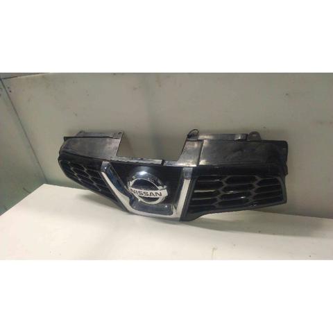 Rejilla de radiador 62310BR00A NISSAN